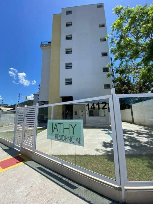 Apartament 乌巴图巴 外观 照片